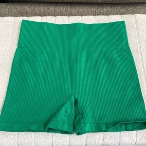 ZYIA ACTIVE Green  Seamless Hustle shorts​​​​​​